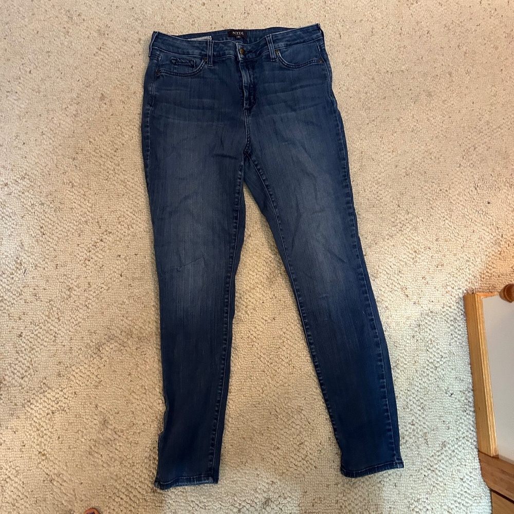 Size 14 NYDJ skinny legging
